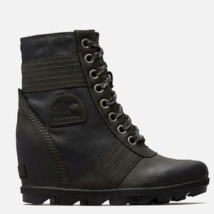 Sorel Lexie Wedge Boot- Black size 6.5 new